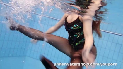 Мольба синхронное плавание: 8 порно видео на lavandasport.ru