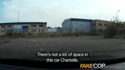 الشرطي المزيف الساخنة الدراج مع كبير الثدي و الحمار الحلو