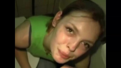 Zralá žena a teen lesbický sex mnam Zralá žena a teen lesbický sex mnam