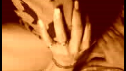 La moglie di lasciare la sorella giro il suo uomo per mostrare lo stretto pusy vi farà colpo quic