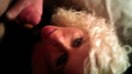 Allysinペイン:さと赤の光沢が目を惹く、人気の支払いは100ドルを飲み込む彼の兼