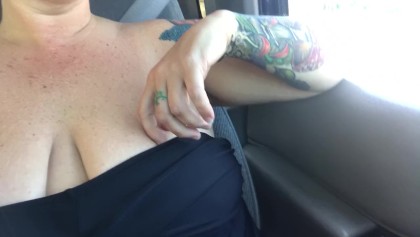 Целомудрие занимает воскресная поездка топлесс