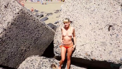 Секс на пляже в испании - порно видео на lavandasport.ru